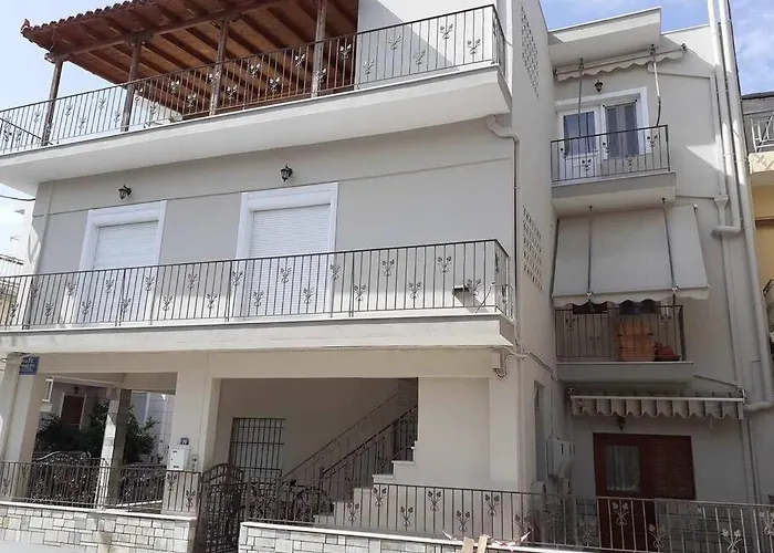 Ballas View 公寓 *